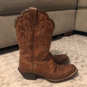 Ariat brown leather cowboy cowgirl boots 7.5